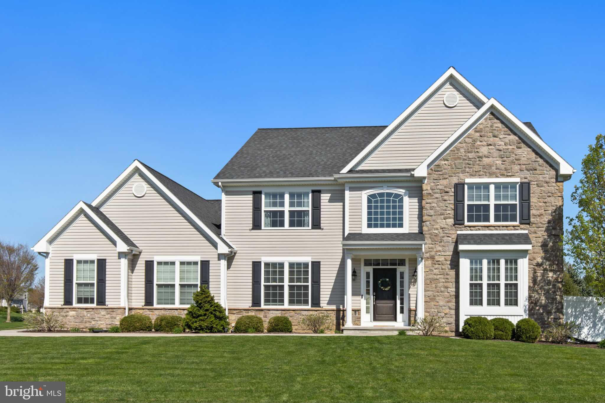 648 Belgian Way Lititz, PA 17543 - Photo 1 of 38