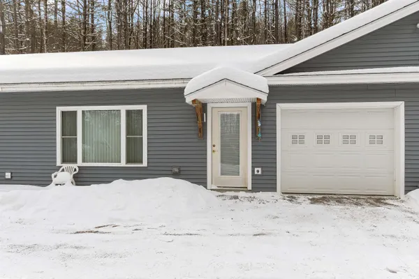 $478,000 | 30 Pine Street, Newport, NH 03773