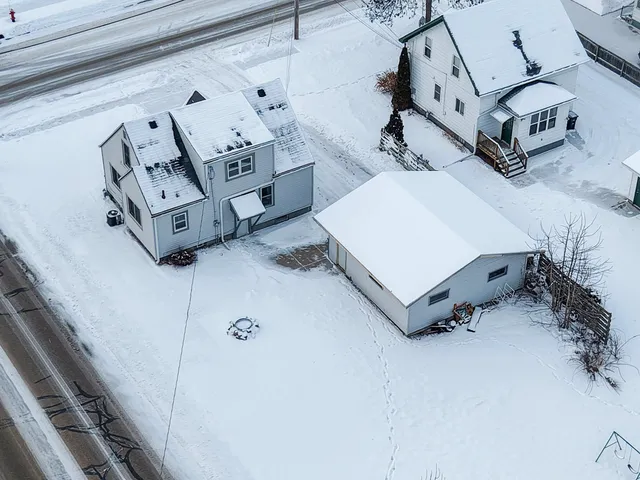 $210,000 | 944 South Evergreen Street, Shawano, WI 54166