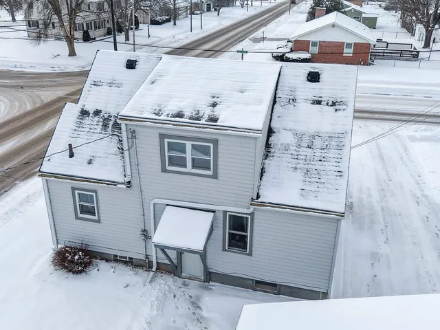 $210,000 | 944 South Evergreen Street, Shawano, WI 54166