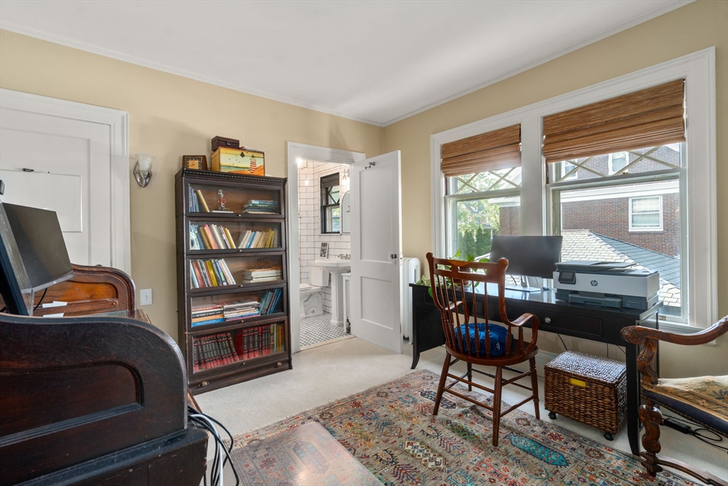 22 Whitman Road Worcester, MA 01609 - Photo 14 of 42
