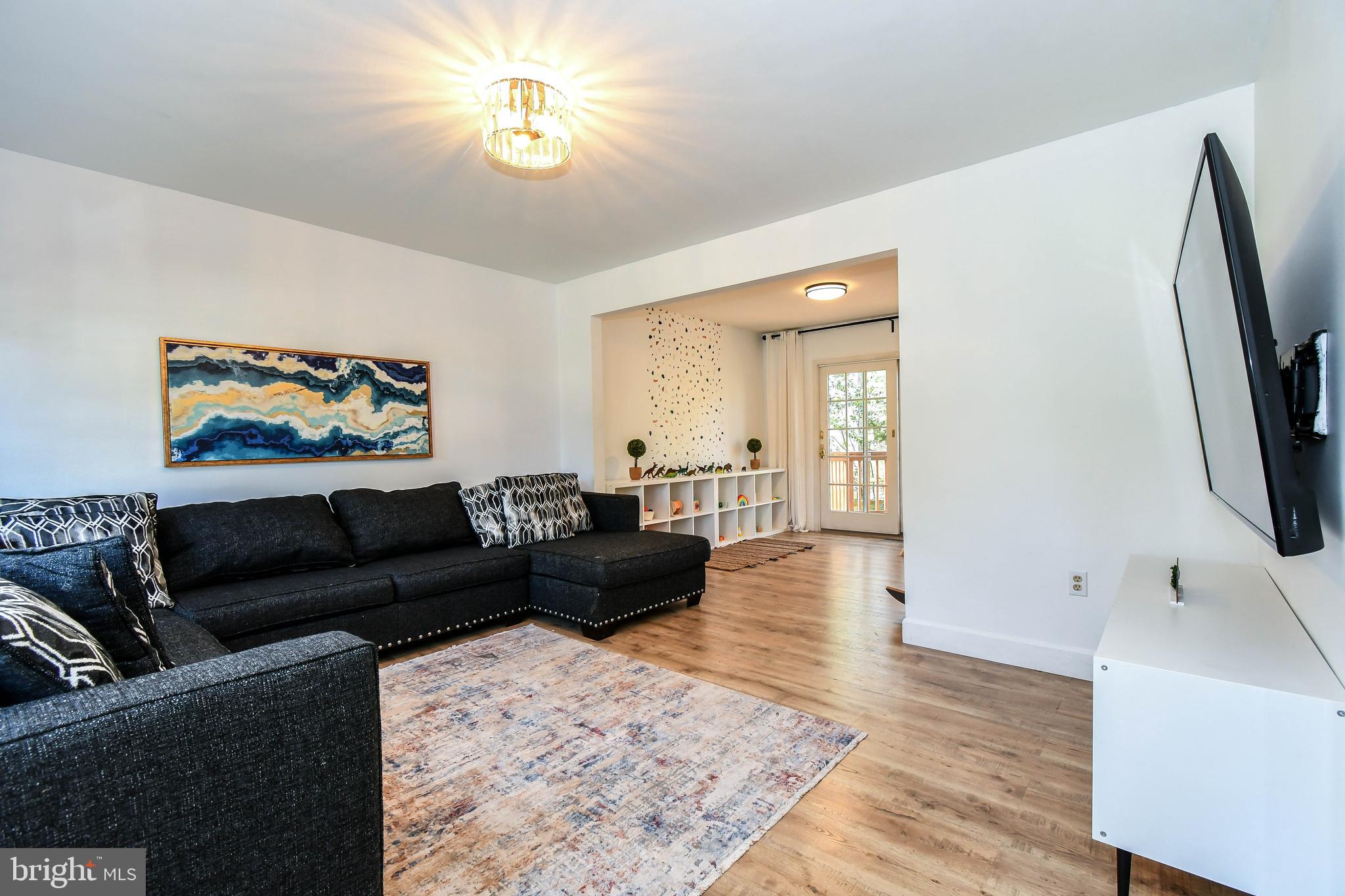 10167 Marshall Pond Road Burke, VA 22015 - Photo 20 of 43 Gallery Image 20