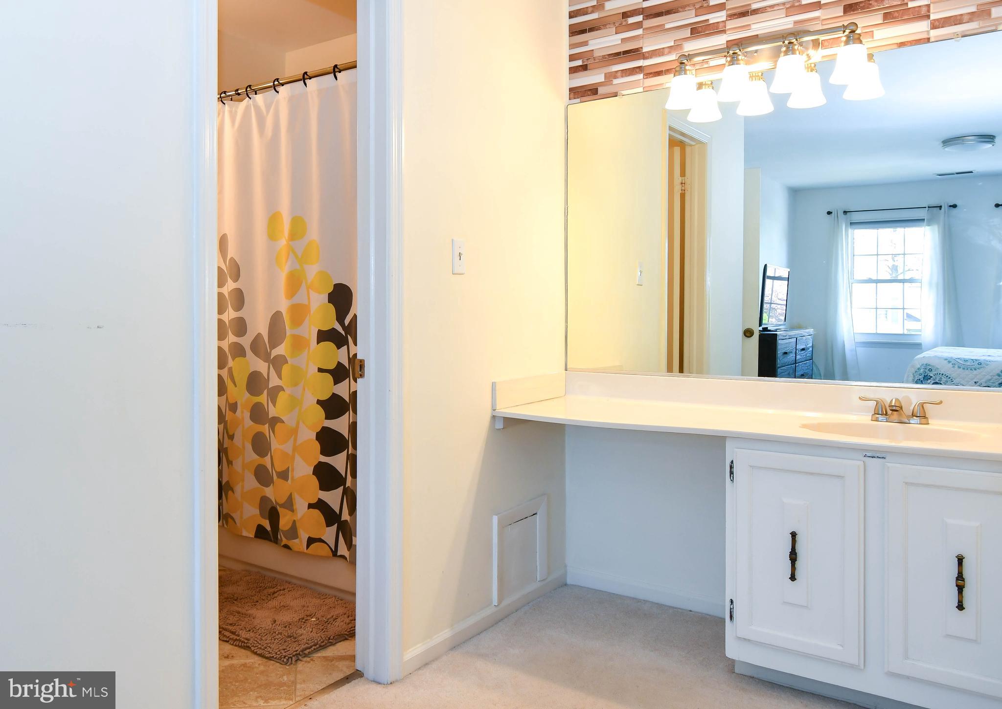 10167 Marshall Pond Road Burke, VA 22015 - Photo 27 of 43 Gallery Image 27