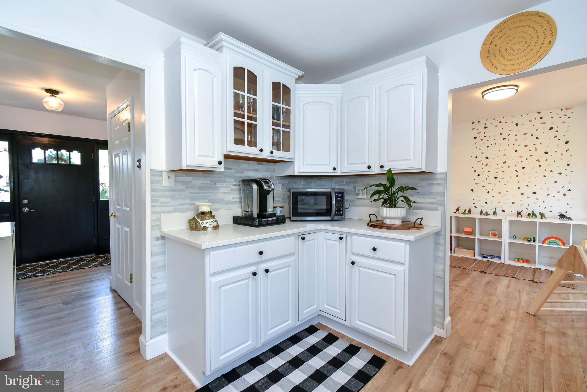 10167 Marshall Pond Road Burke, VA 22015 - Photo 7 of 43 Gallery Image 7