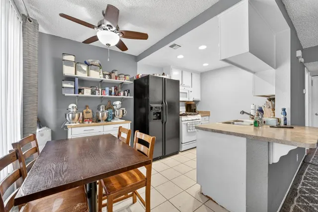 $920,000 | 48304 Stewart Drive, Unit J14, Indio, CA 92201