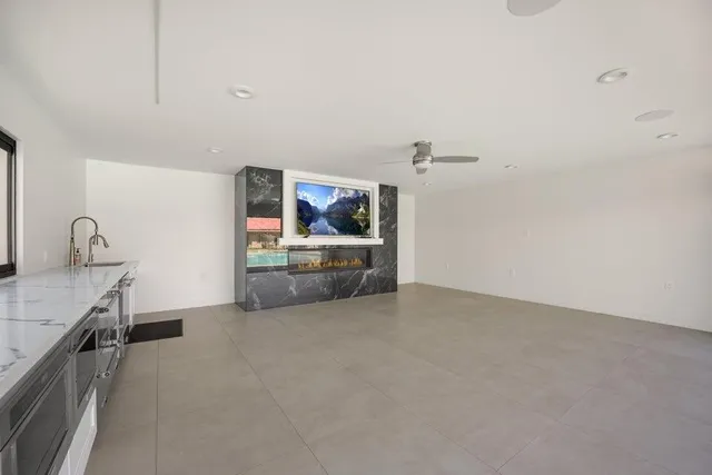 $920,000 | 48304 Stewart Drive, Unit J14, Indio, CA 92201