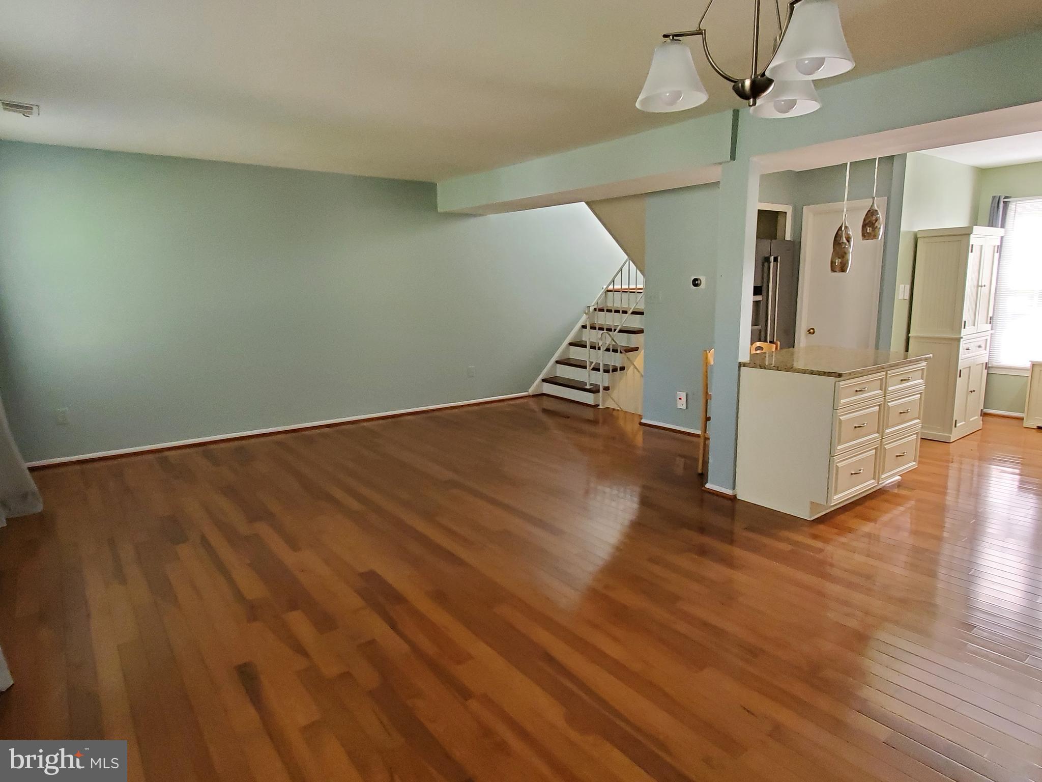 5628 Kirkham Court Springfield, VA 22151 - Photo 5 of 34 Gallery Image 5