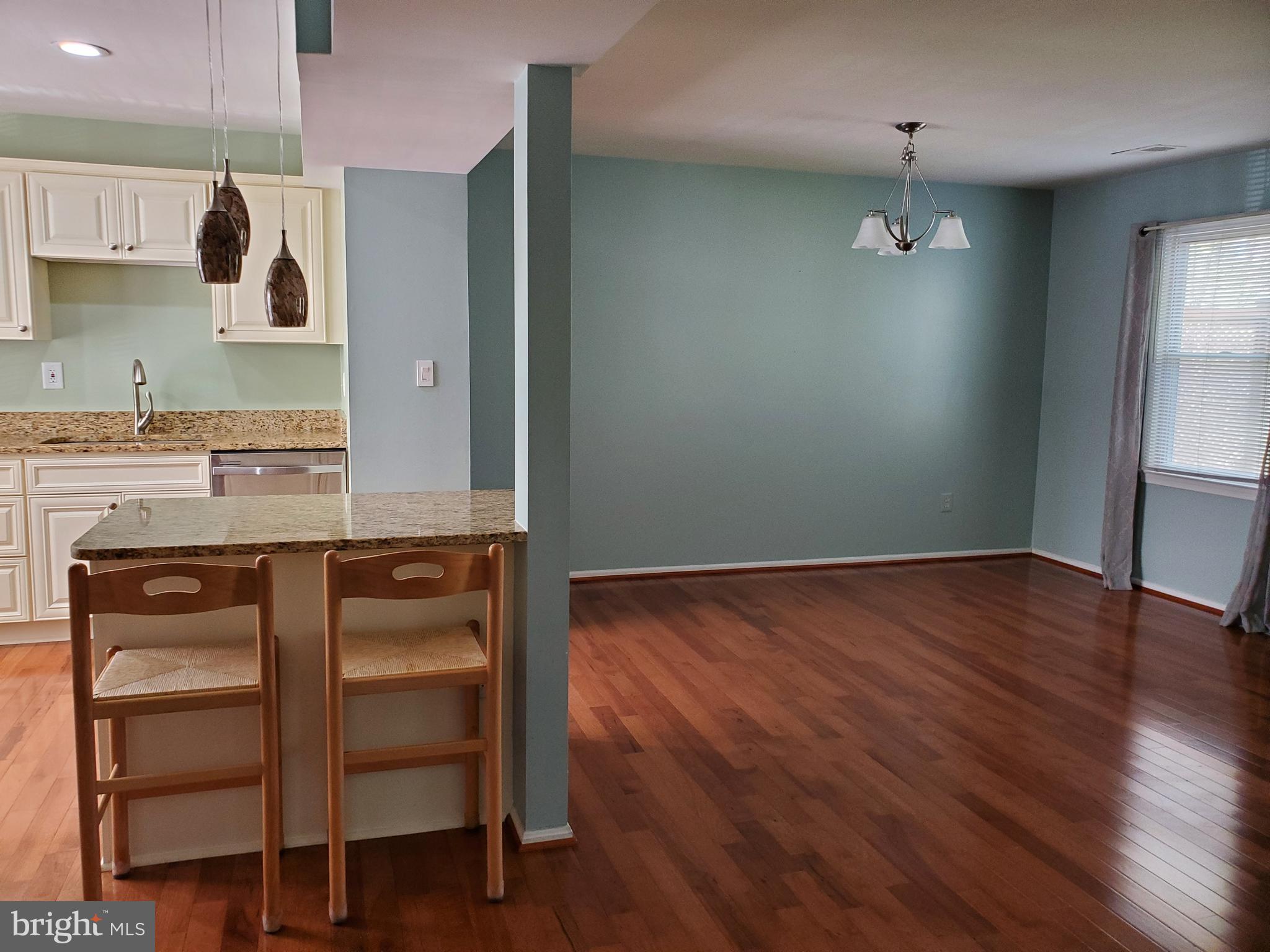 5628 Kirkham Court Springfield, VA 22151 - Photo 8 of 34 Gallery Image 8