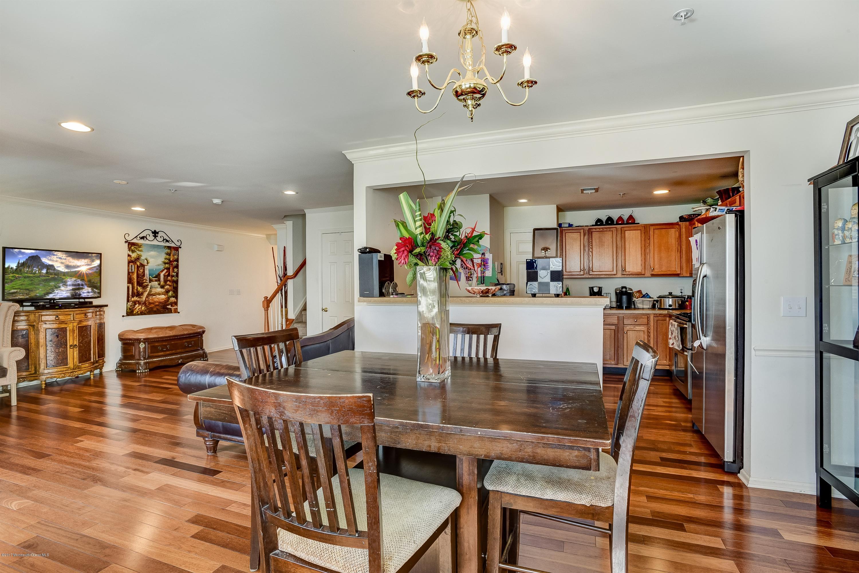9 Raritan Reach Road, Unit 5 South Amboy, NJ 08879 - Photo 8 of 23 008_Dining Room