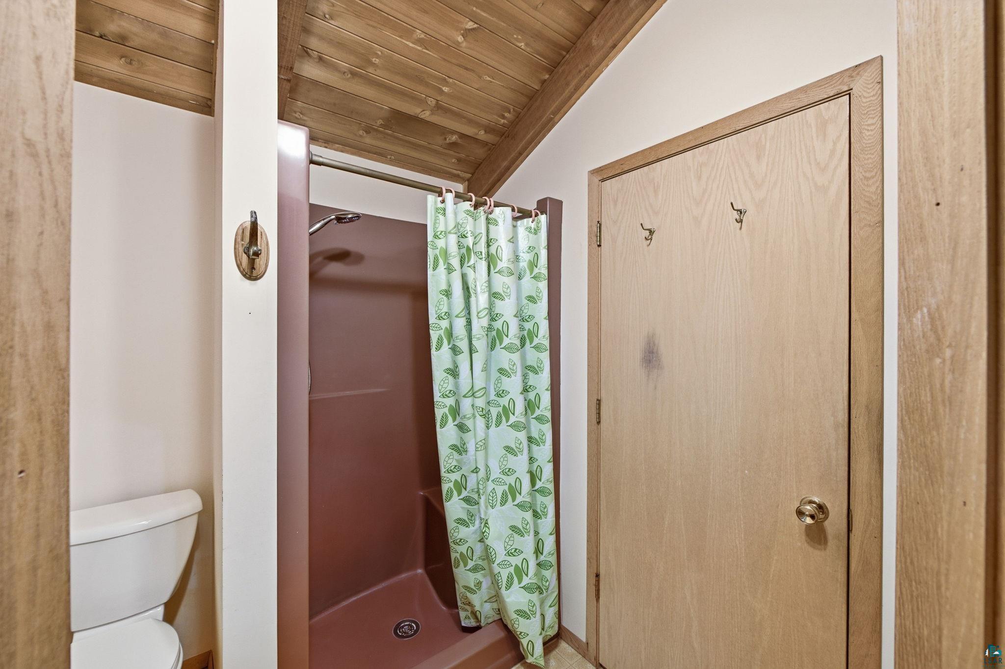69110 Fire Lake Road Iron River, WI 54847 - Photo 21 of 36 Primary bathroom