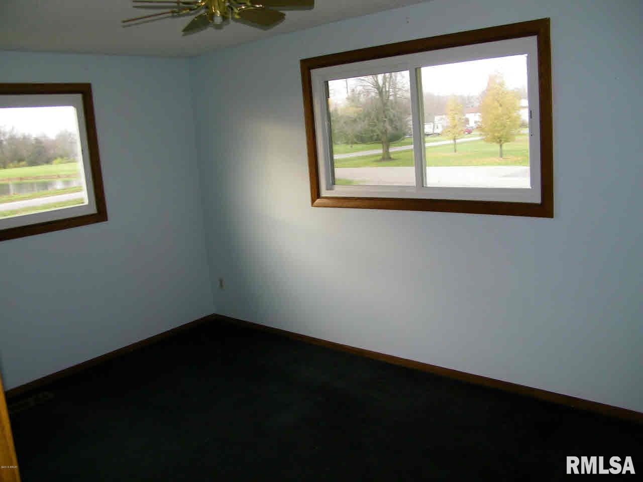 514 Hardacre Road Salem, IL 62881 - Photo 8 of 12