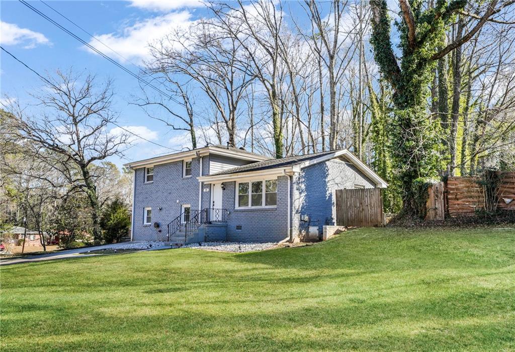 1918 Valley Ridge Drive Southwest Atlanta, GA 30331 - Photo 2 of 60