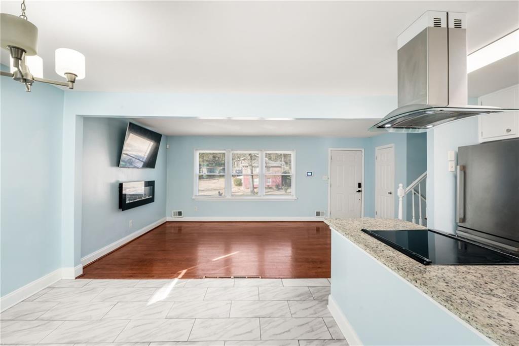 1918 Valley Ridge Drive Southwest Atlanta, GA 30331 - Photo 24 of 60