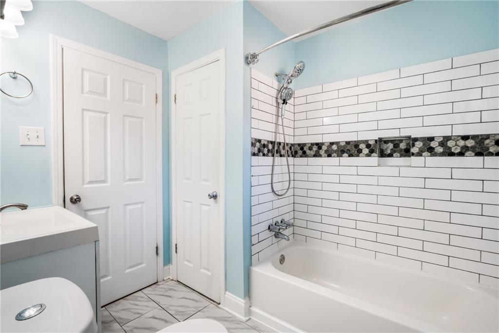 1918 Valley Ridge Drive Southwest Atlanta, GA 30331 - Photo 31 of 60