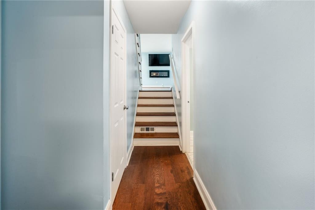 1918 Valley Ridge Drive Southwest Atlanta, GA 30331 - Photo 50 of 60