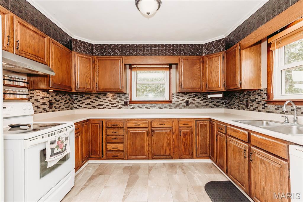 10375 Cedar Lane Dixon, MO 65459 - Photo 18 of 88