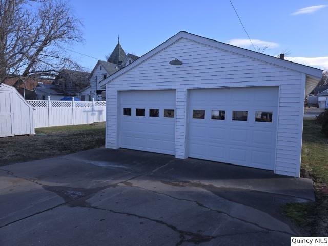 81 West 3rd Street Dallas City, IL 62330 - Photo 20 of 24