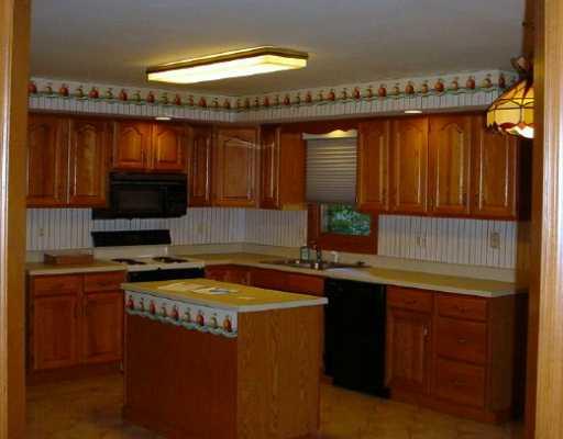 481 Pinkerton Road Wexford, PA 15090 - Photo 3 of 6 Kitchen.