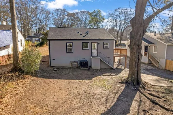$2,190 | 1427 Lorenzo Drive Southwest, Atlanta, GA 30310