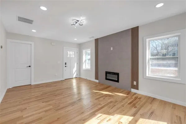 $2,190 | 1427 Lorenzo Drive Southwest, Atlanta, GA 30310