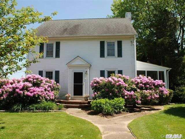25650 Main Road Orient, NY 11957 - Photo 1 of 1 Colonial
