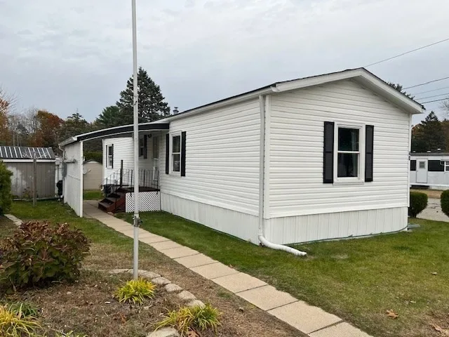 $150,000 | 735 Memorial Drive, Unit 40, Chicopee, MA 01020