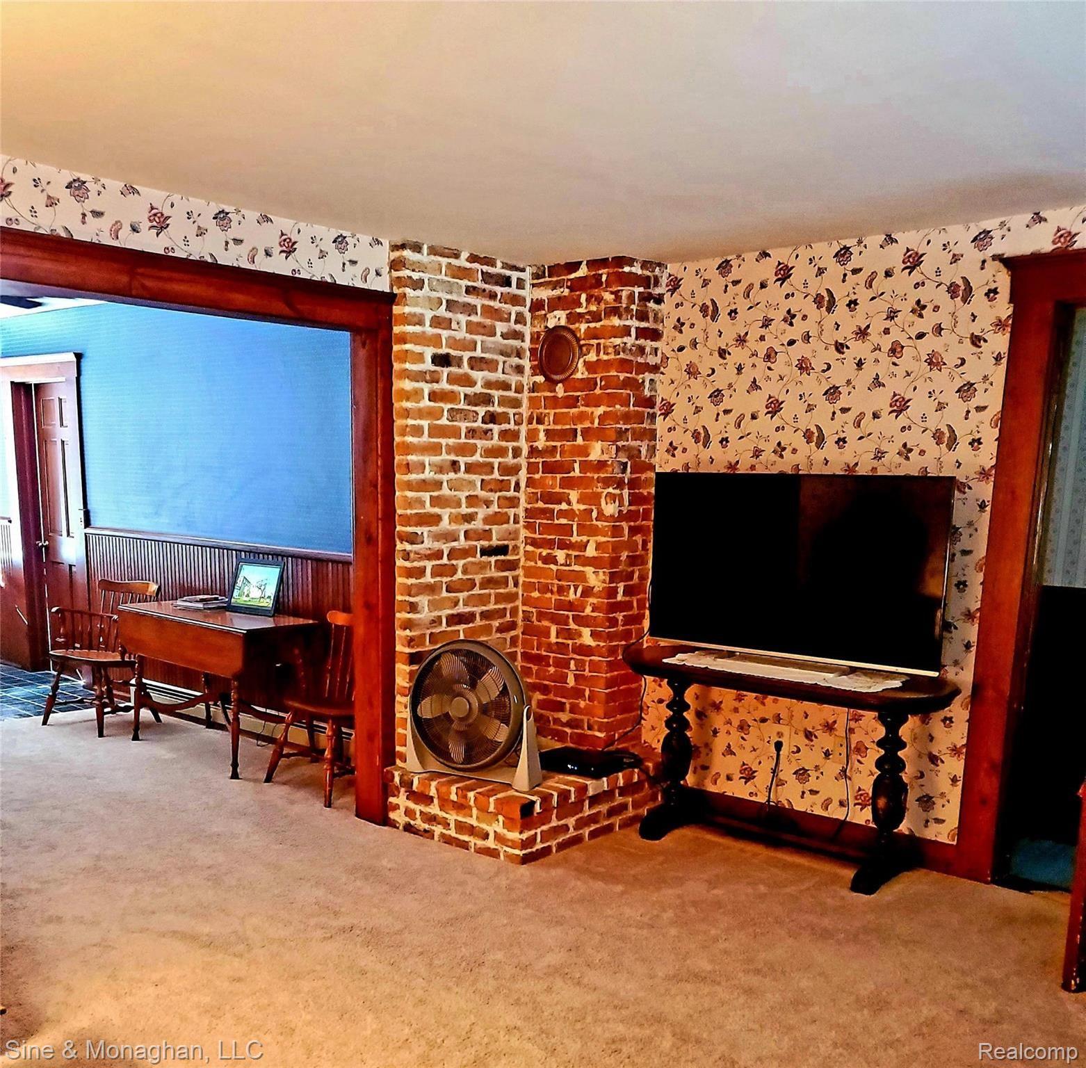 654 North Riverside Avenue St. Clair, MI 48079 - Photo 18 of 70 11.jpg