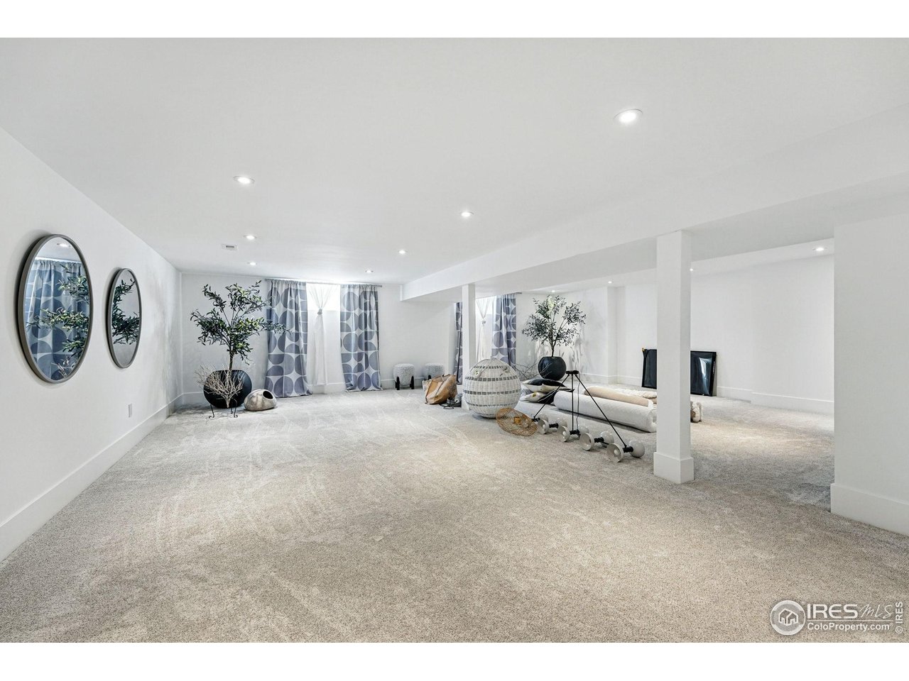 6923 Hunter Place Boulder, CO 80301 - Photo 28 of 34 a view of living room filled with furniture and a window