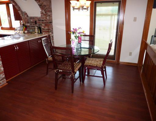 10384 Grubbs Road Wexford, PA 15090 - Photo 6 of 18 Kitchen. Enjoy the wonderful views of the outdoors while having meals with the family at the convenient breakfast area.