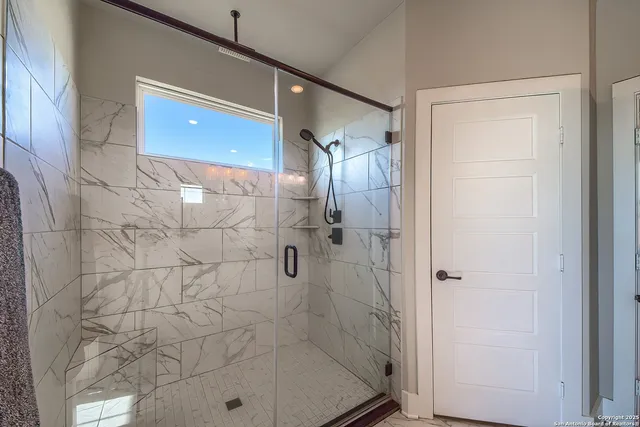 $599,000 | 232 Scenic Hills Drive, La Vernia, TX 78121