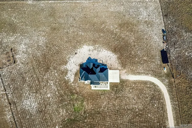 $599,000 | 232 Scenic Hills Drive, La Vernia, TX 78121