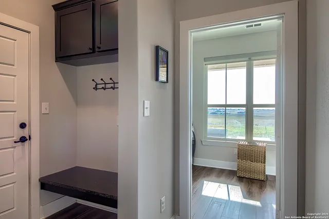 $599,000 | 232 Scenic Hills Drive, La Vernia, TX 78121