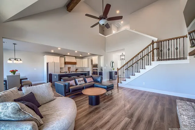 $599,000 | 232 Scenic Hills Drive, La Vernia, TX 78121