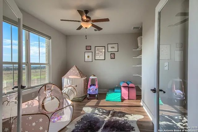 $599,000 | 232 Scenic Hills Drive, La Vernia, TX 78121