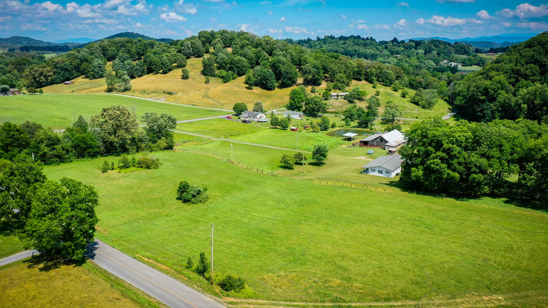 259 West Side Road, Unit 7 Jonesborough, TN 37659 - Photo 1 of 12 006