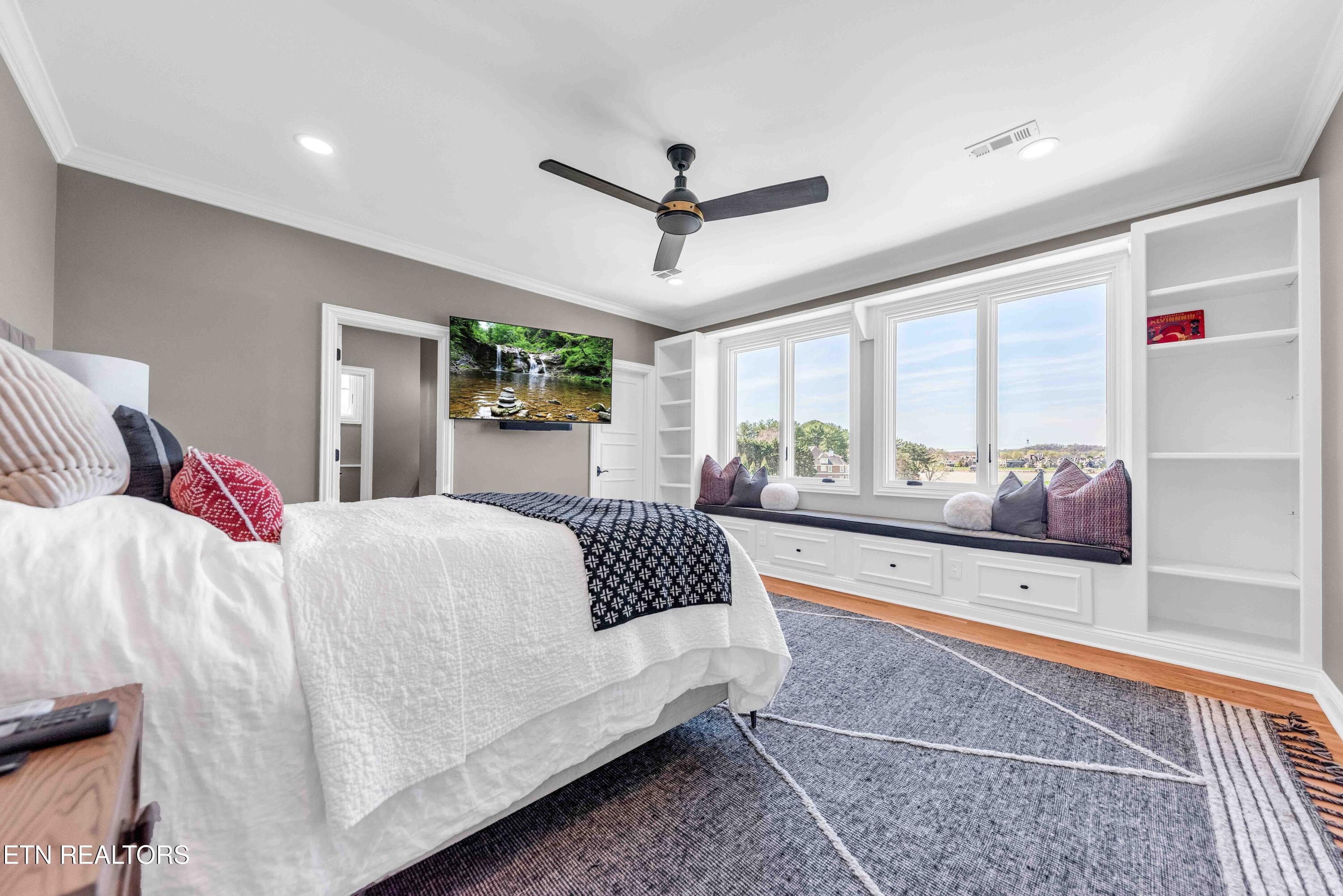 3301 Tooles Bend Road Knoxville, TN 37922 - Photo 38 of 60 Second Level Bedroom