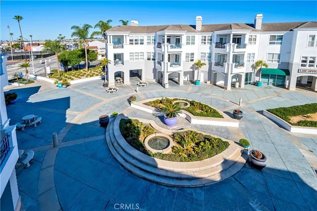 a view of multiple house with outdoor space