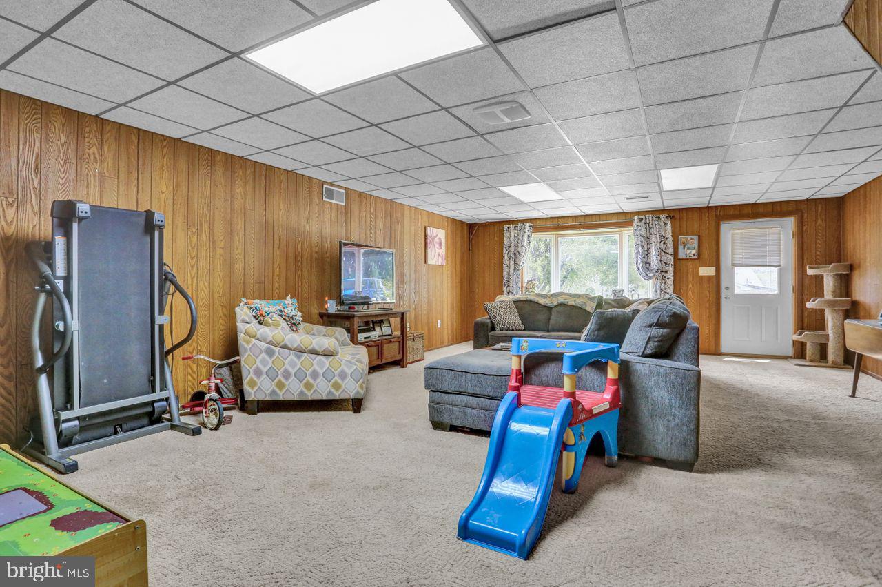 316 Wernersville Road Reading, PA 19608 - Photo 18 of 23
