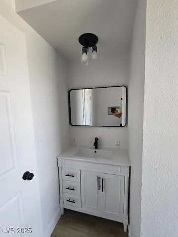 $299,999 | 270 West Patricia Avenue, Pahrump, NV 89060