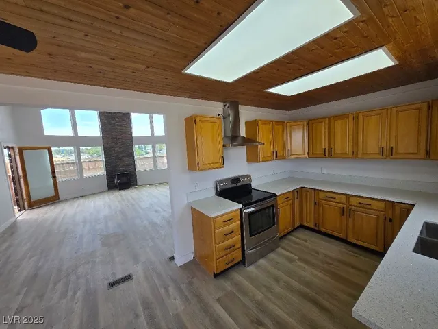 $299,999 | 270 West Patricia Avenue, Pahrump, NV 89060