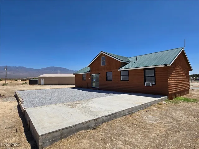 $299,999 | 270 West Patricia Avenue, Pahrump, NV 89060