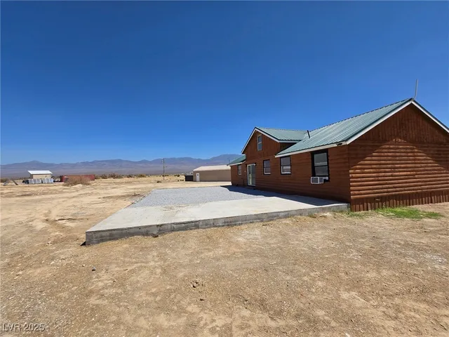 $299,999 | 270 West Patricia Avenue, Pahrump, NV 89060