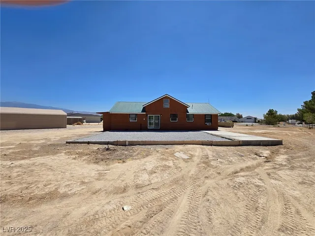 $299,999 | 270 West Patricia Avenue, Pahrump, NV 89060