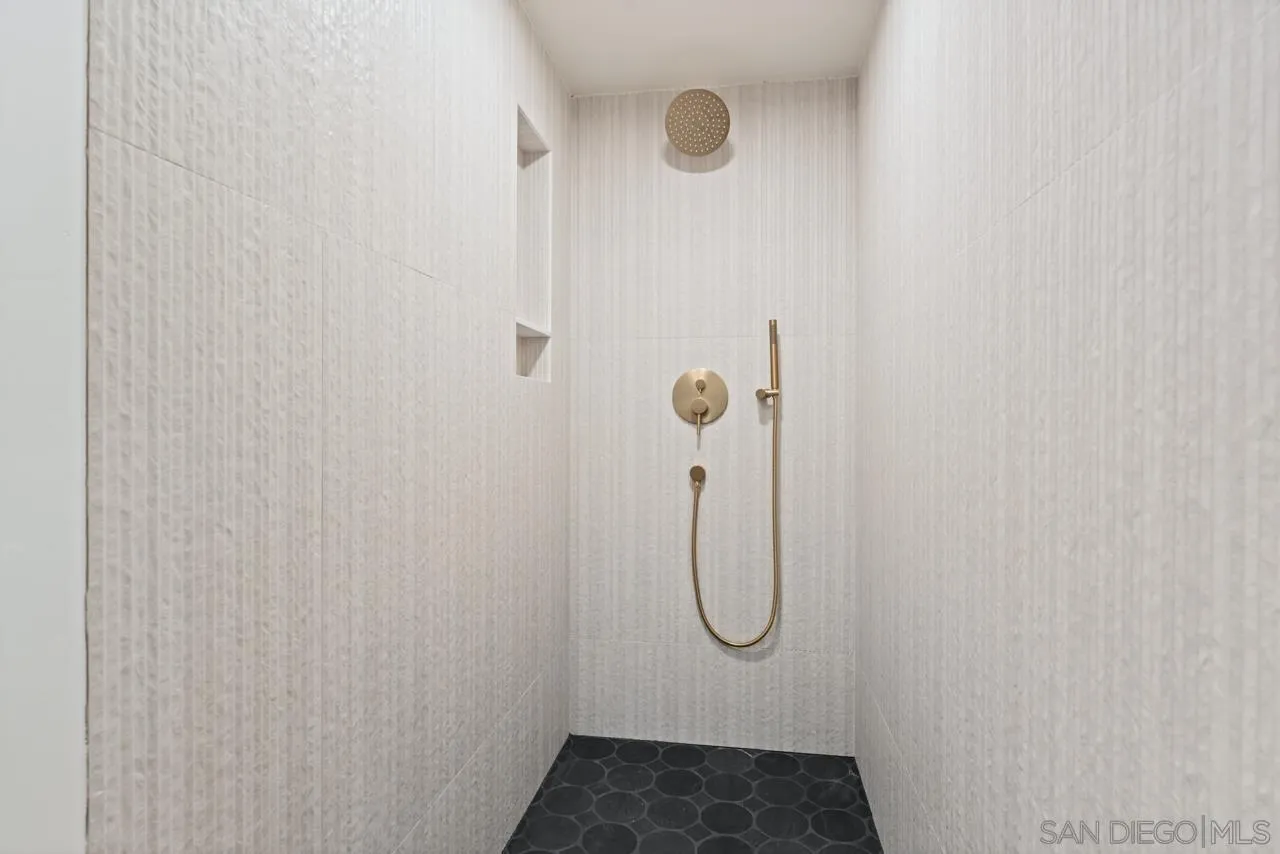 4911 Beaumont Drive La Mesa, CA 91941 - Photo 44 of 74