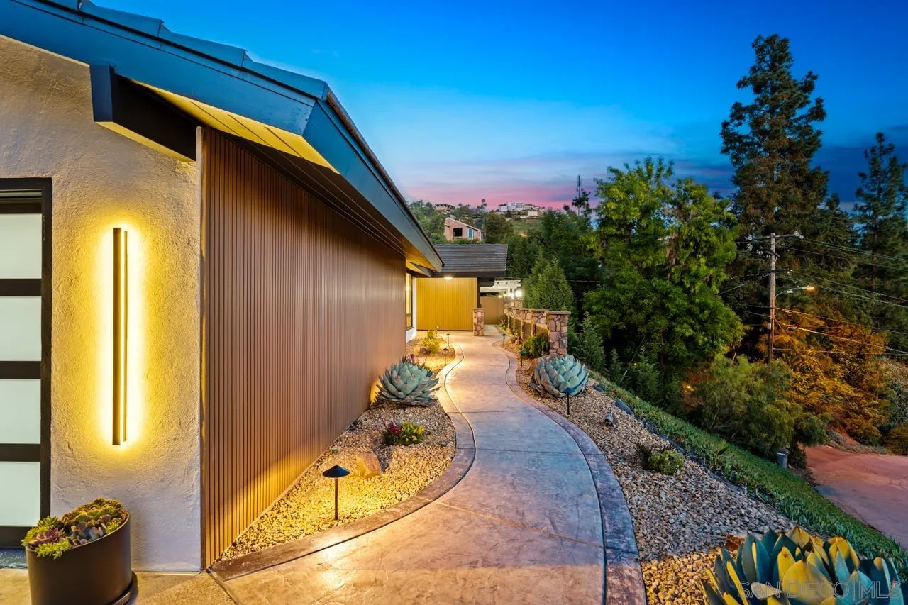 4911 Beaumont Drive La Mesa, CA 91941 - Photo 10 of 74