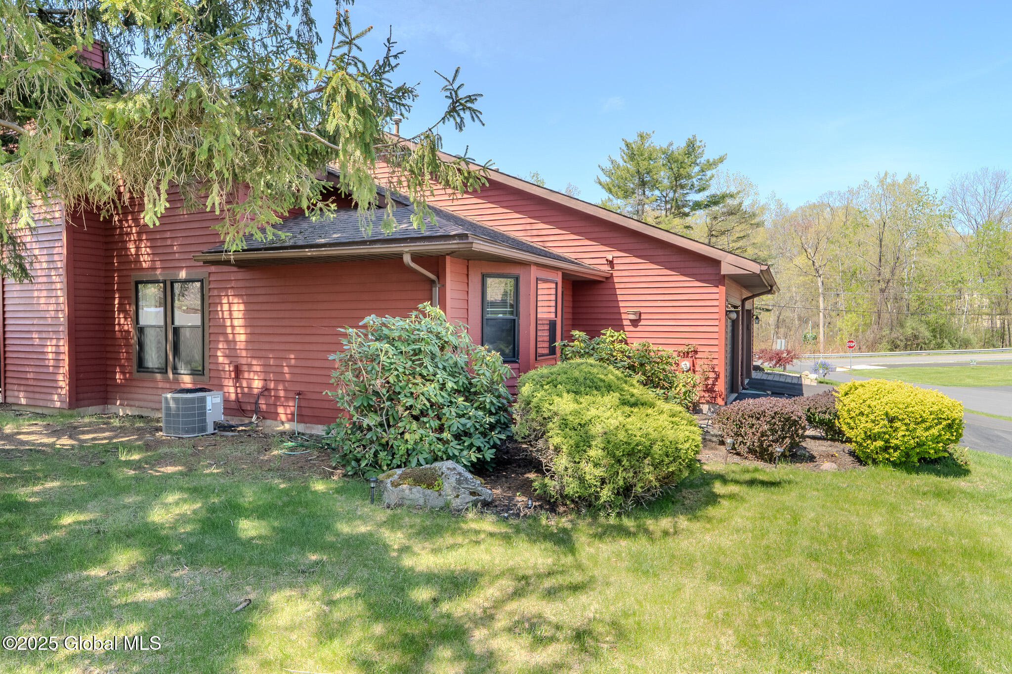 9 Eton Drive Bethlehem, NY 12159 - Photo 37 of 37 MIG07795-HDR