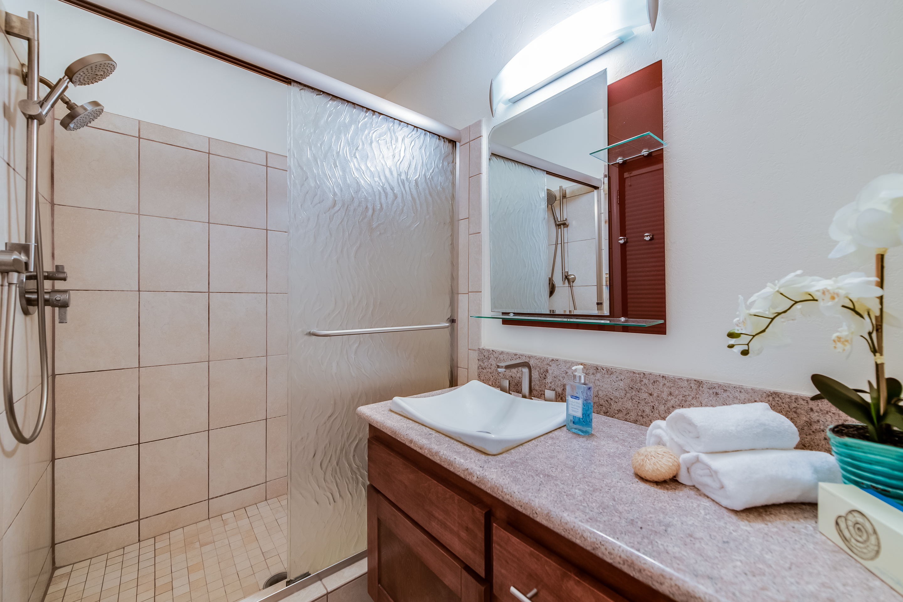 33 Reef Street, Unit 2 Marina del Rey, CA 90292 - Photo 16 of 56