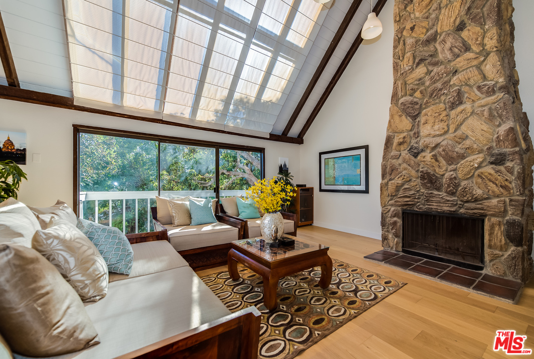 33 Reef Street, Unit 2 Marina del Rey, CA 90292 - Photo 21 of 56