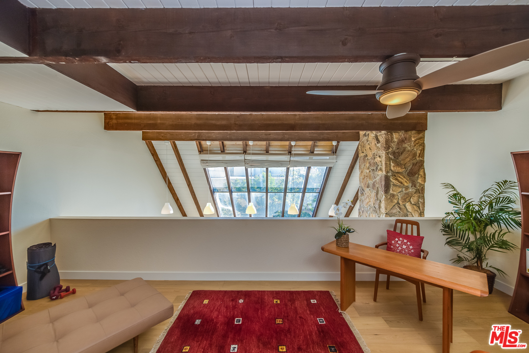 33 Reef Street, Unit 2 Marina del Rey, CA 90292 - Photo 37 of 56