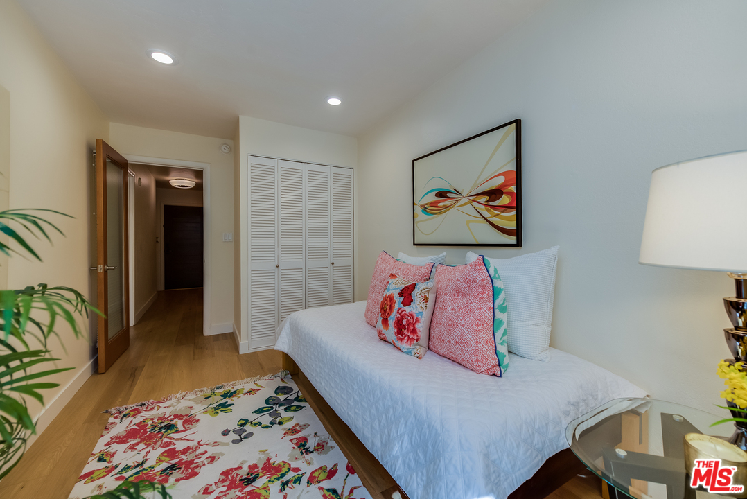 33 Reef Street, Unit 2 Marina del Rey, CA 90292 - Photo 50 of 56